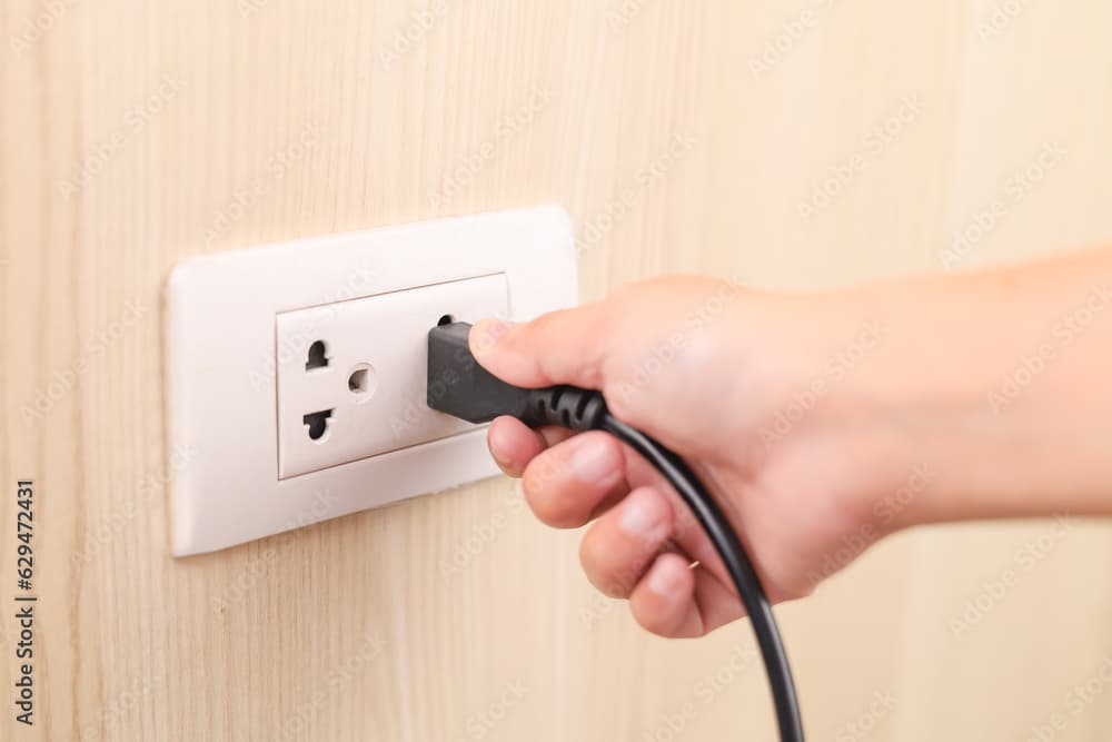 Laptop adapter aangesloten — oplaad en batterij reparatie